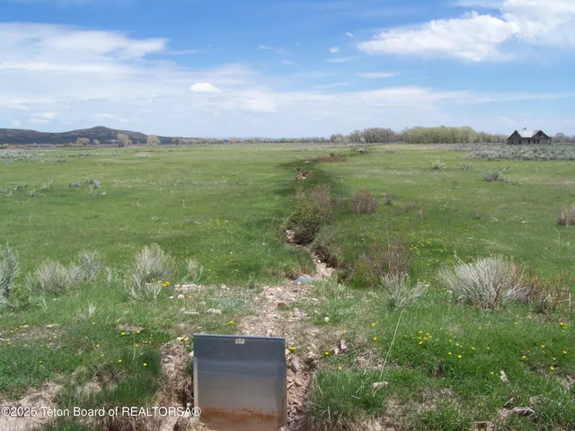 $5,750,000 | 139 North Piney Lake Road, Big Piney, WY 83113