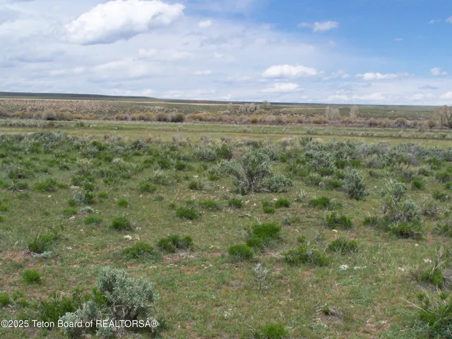 $5,750,000 | 139 North Piney Lake Road, Big Piney, WY 83113