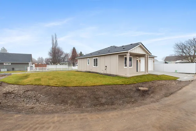 $429,500 | 17807 East 3rd Lane, Spokane Valley, WA 99016