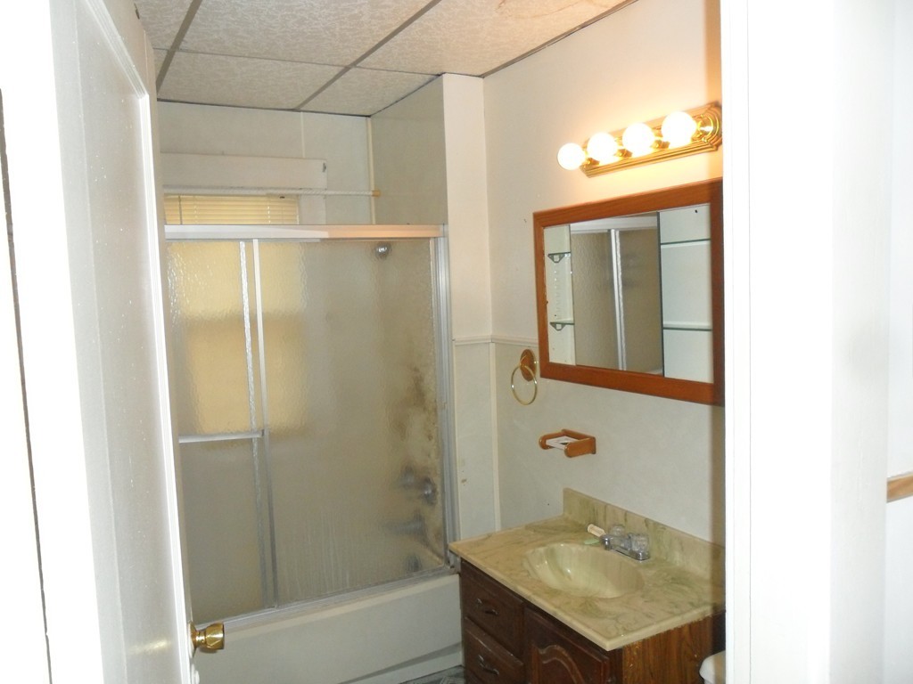 87-89 Abbe Avenue Springfield, MA 01107 - Photo 8 of 19