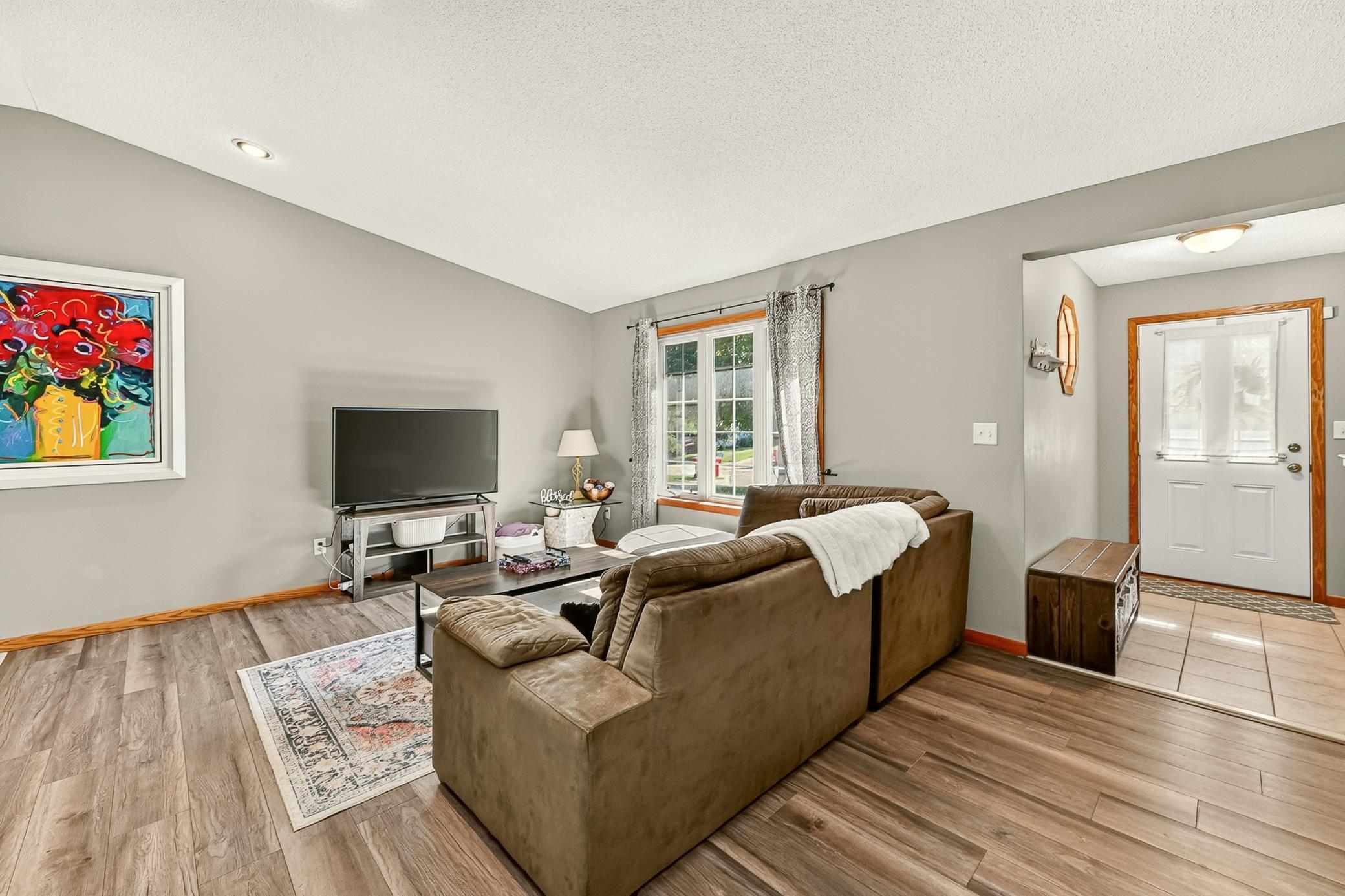 2727 20th Avenue Southeast Rochester, MN 55904 - Photo 6 of 32