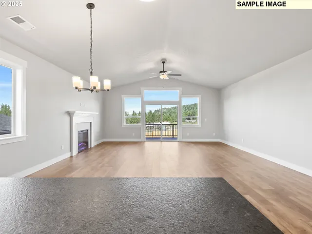 $596,500 | 657 Northeast Saling Drive West, Unit 95, Estacada, OR 97023