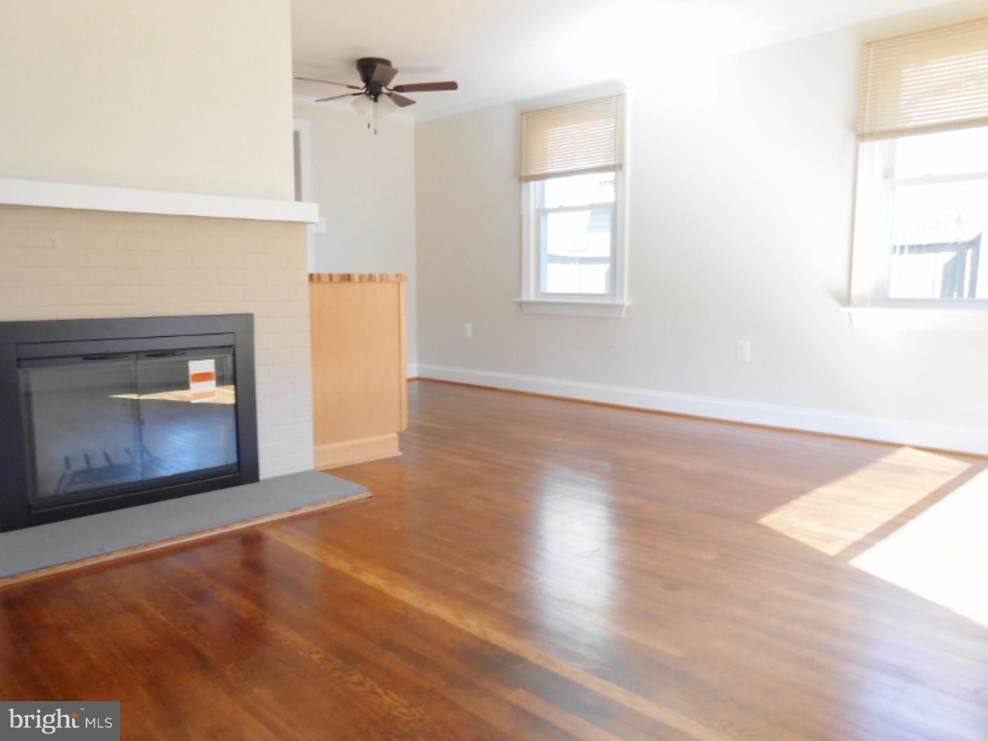 2349 Woodland Road Abington, PA 19001 - Photo 4 of 18