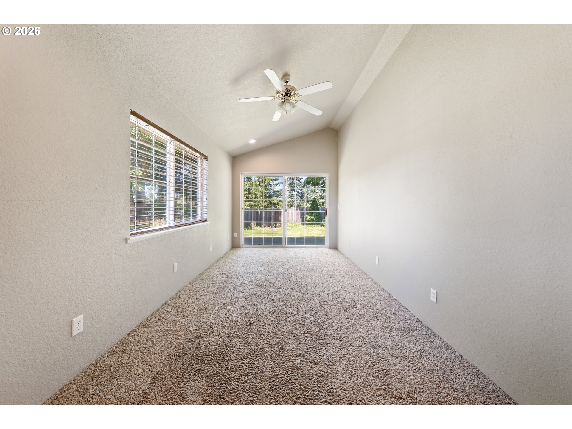 1183 Lookingglass Road Roseburg, OR 97471 - Photo 19 of 45