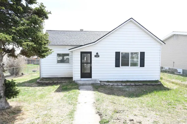 $295,000 | 238 West Main Street, St. Anthony, ID 83445