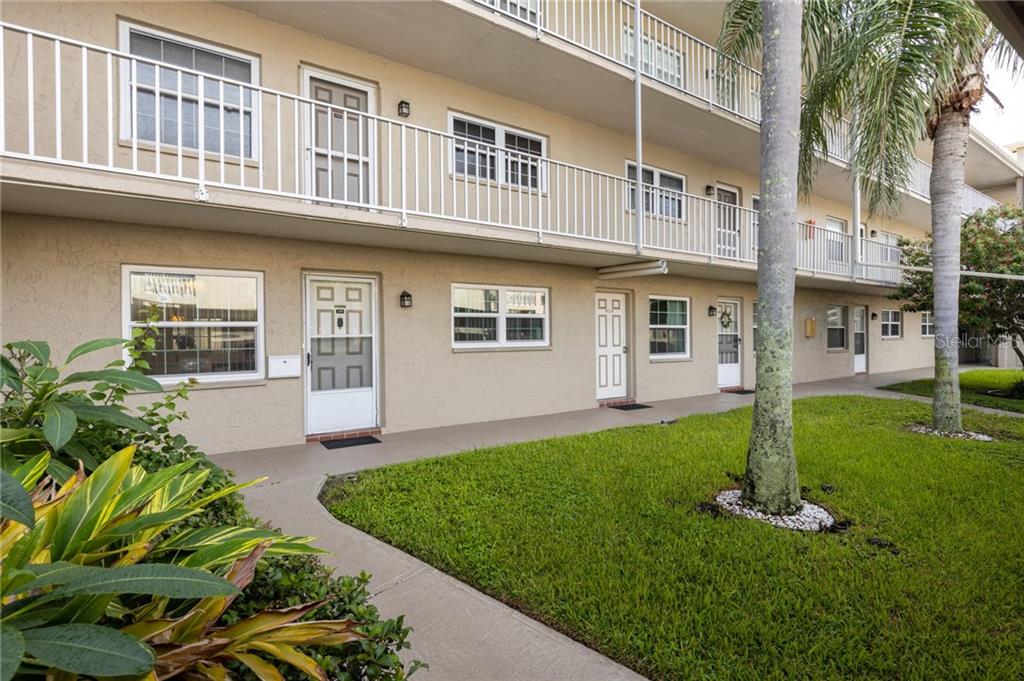 970 Virginia St unit 102 is a ground floor condo.