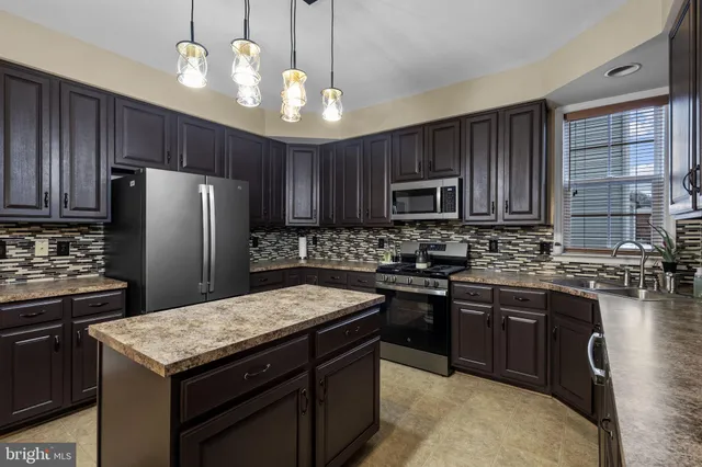 $545,000 | 11255 Wildmeadows Street, Waldorf, MD 20601