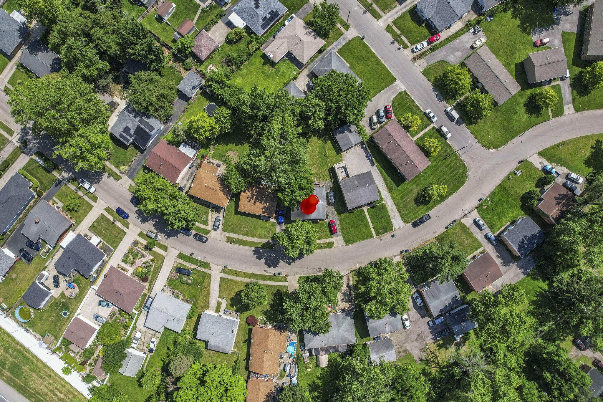 3726 Beulah Road Columbus, OH 43224 - Photo 37 of 40 51-web-or-mls-DJI_0990 - Copy
