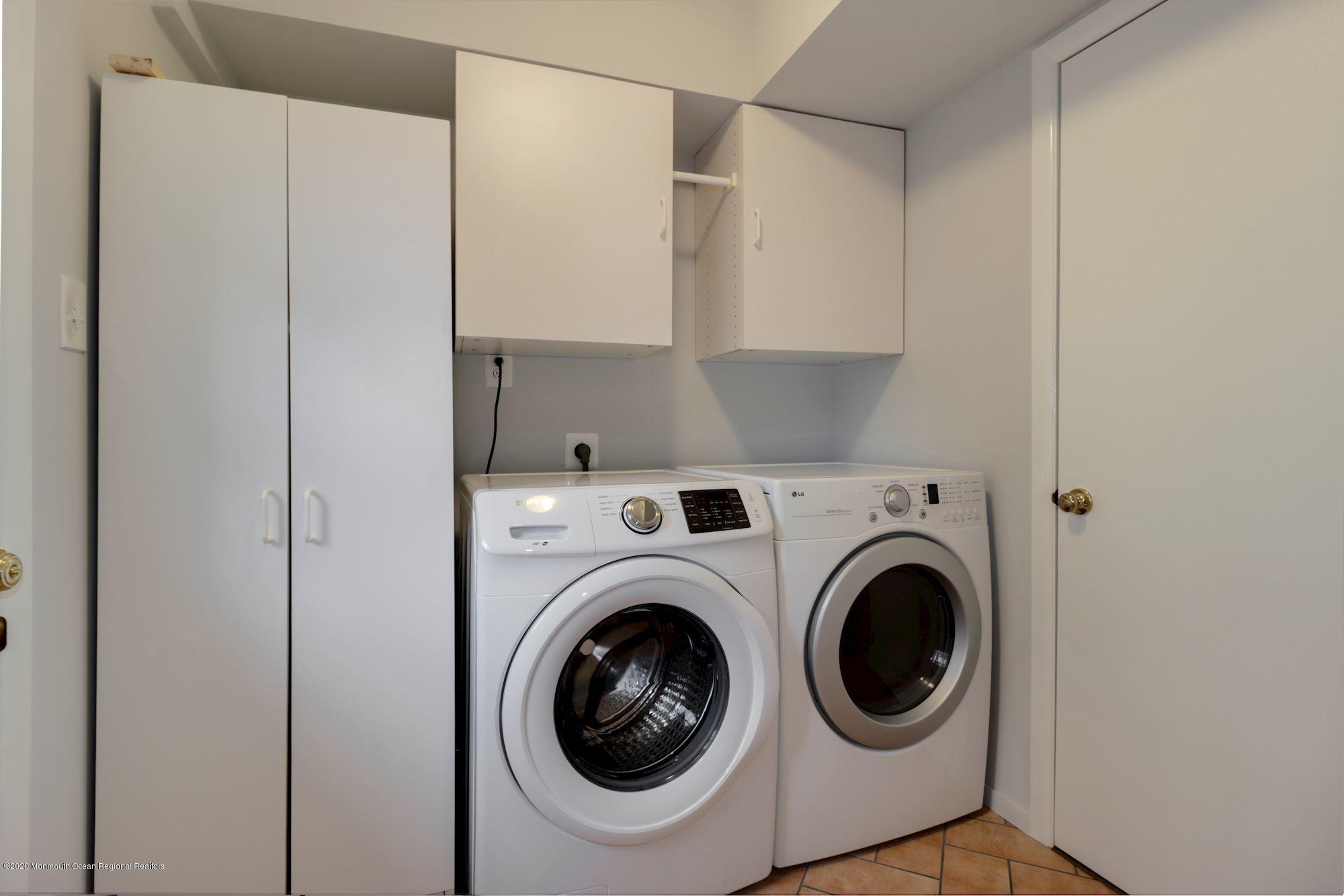 22 Collingwood Road Marlboro, NJ 07746 - Photo 22 of 37 019_22_Collingwood_Rd_314419_586556