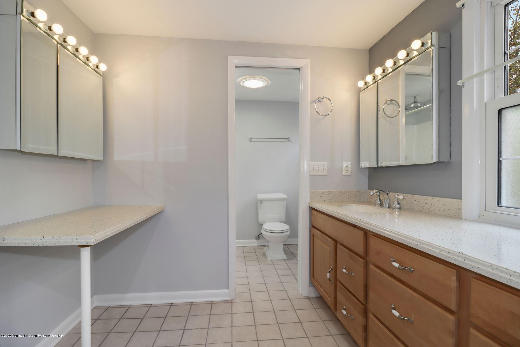 22 Collingwood Road Marlboro, NJ 07746 - Photo 31 of 37 028_22_Collingwood_Rd_314419_586556