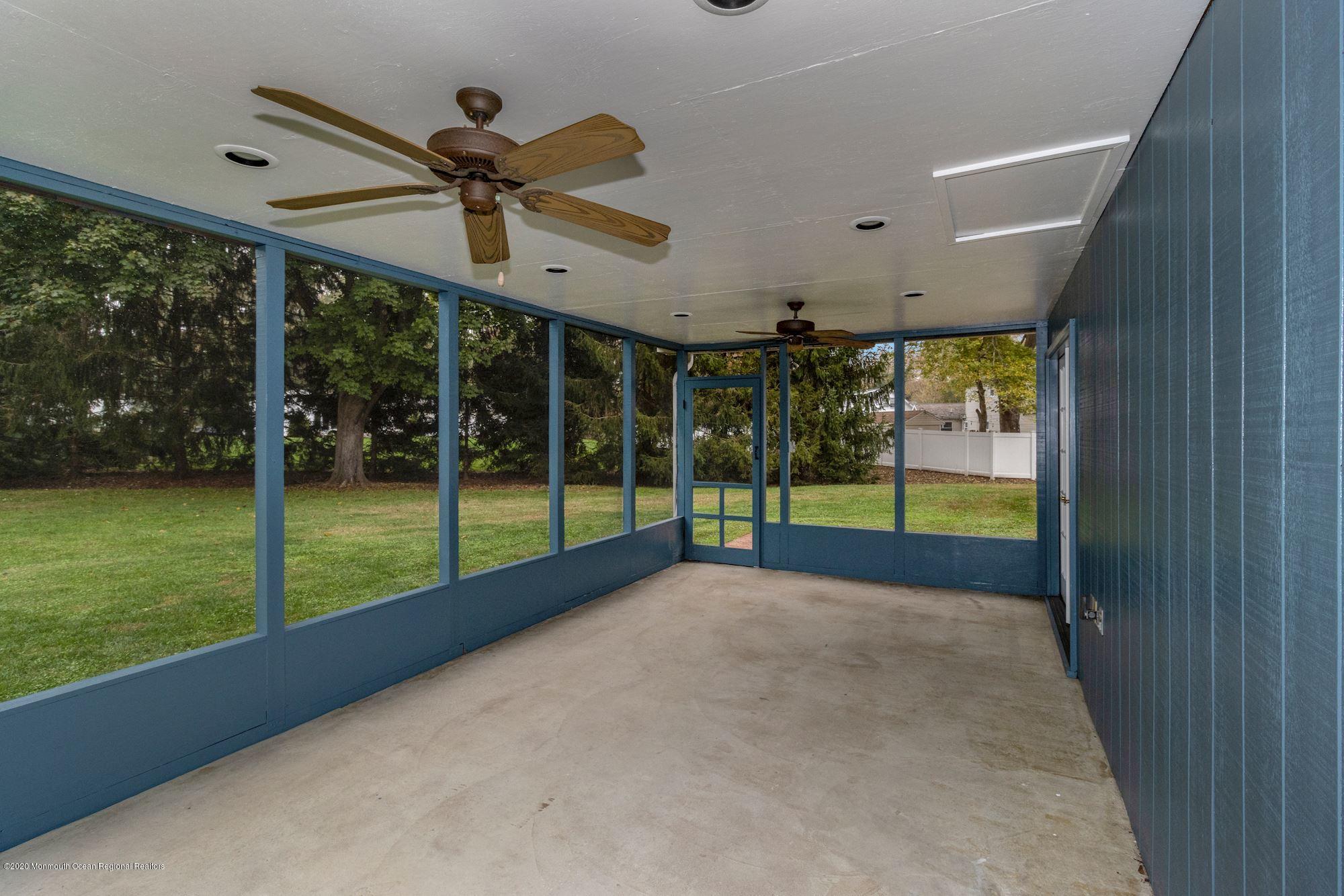 22 Collingwood Road Marlboro, NJ 07746 - Photo 34 of 37 031_22_Collingwood_Rd_314419_586556