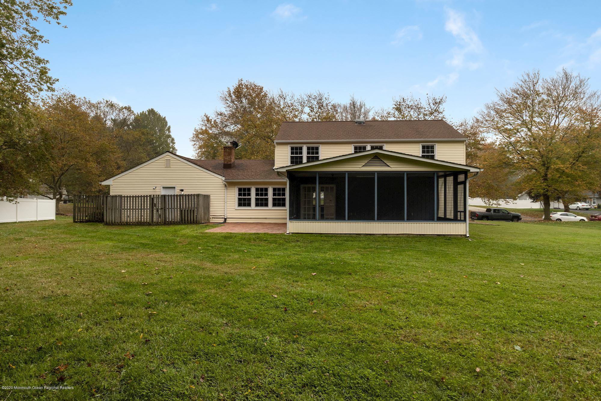 22 Collingwood Road Marlboro, NJ 07746 - Photo 36 of 37 033_22_Collingwood_Rd_314419_586556