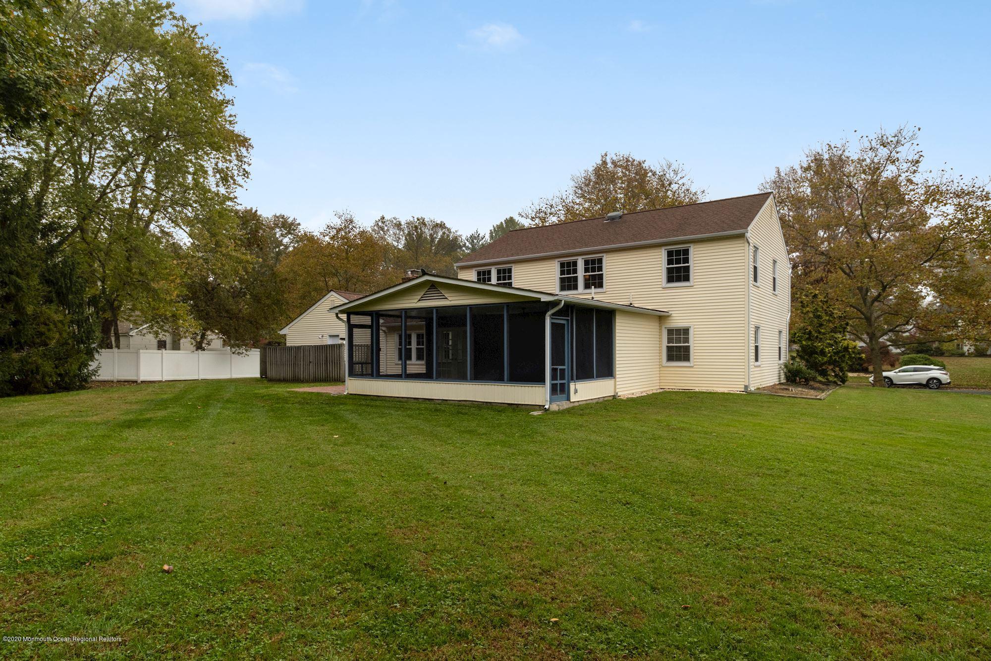 22 Collingwood Road Marlboro, NJ 07746 - Photo 37 of 37 034_22_Collingwood_Rd_314419_586556