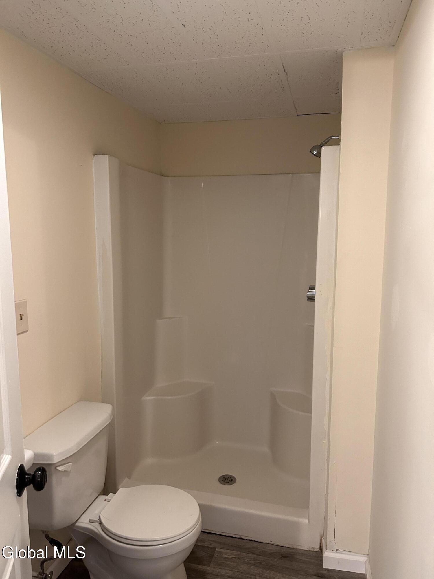 2332 Turner Avenue Schenectady, NY 12306 - Photo 25 of 41 IMG_3349