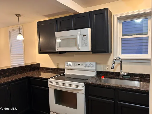 $262,000 | 2332 Turner Avenue, Schenectady, NY 12306