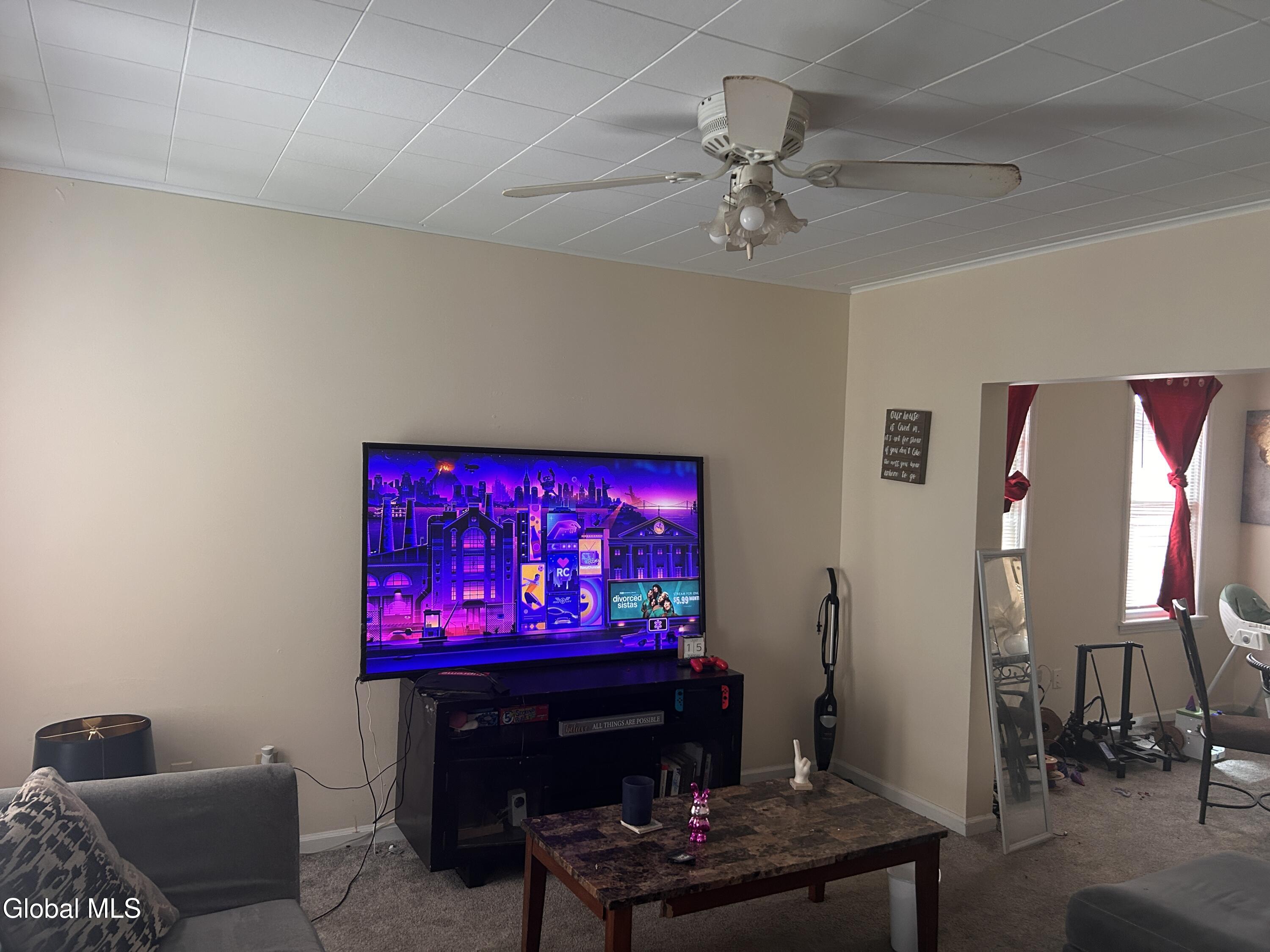 2332 Turner Avenue Schenectady, NY 12306 - Photo 5 of 41 IMG_2846