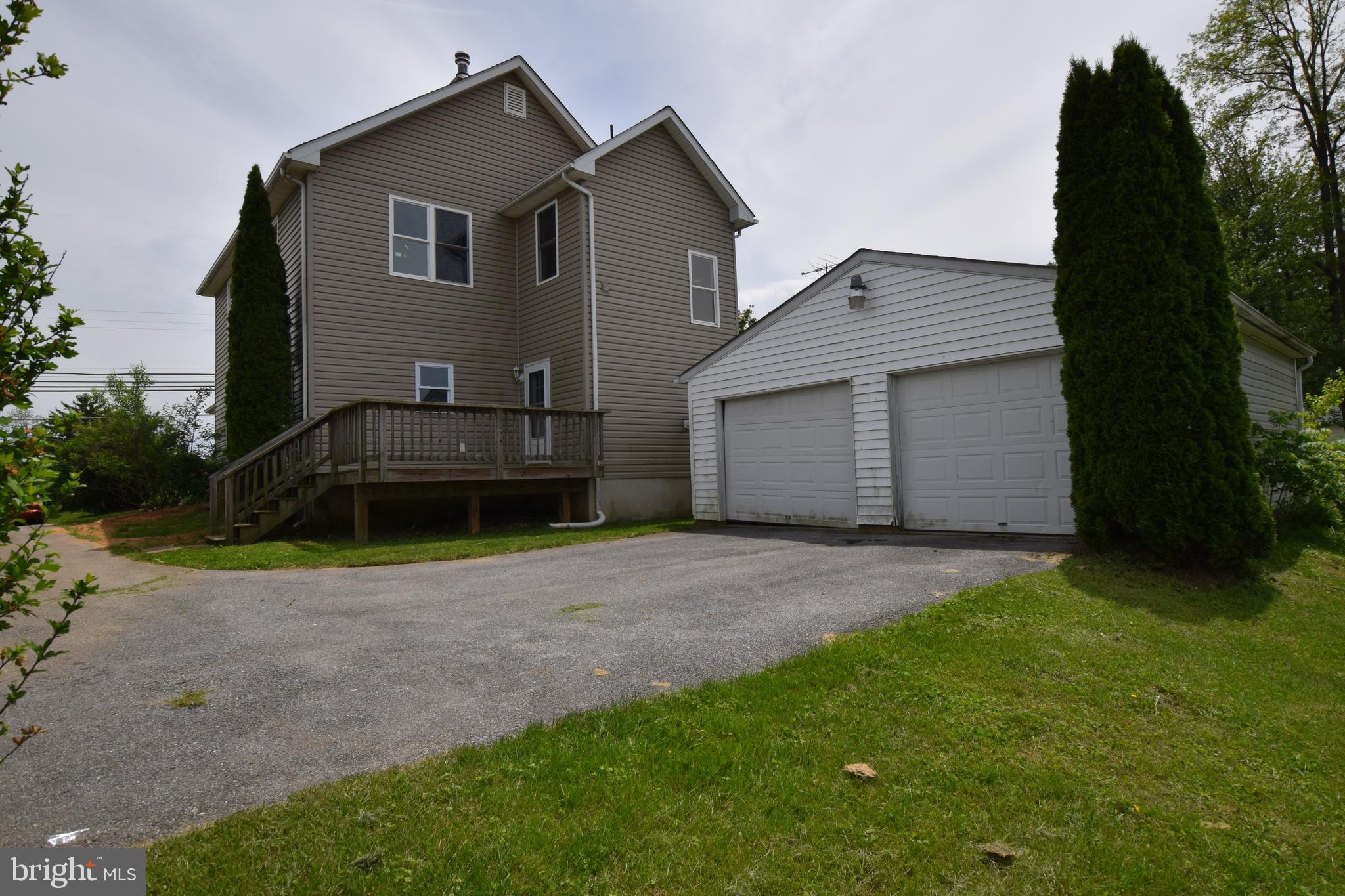 4144 Upper Beckleysville Road Hampstead, MD 21074 - Photo 2 of 29 Plenty of parking!