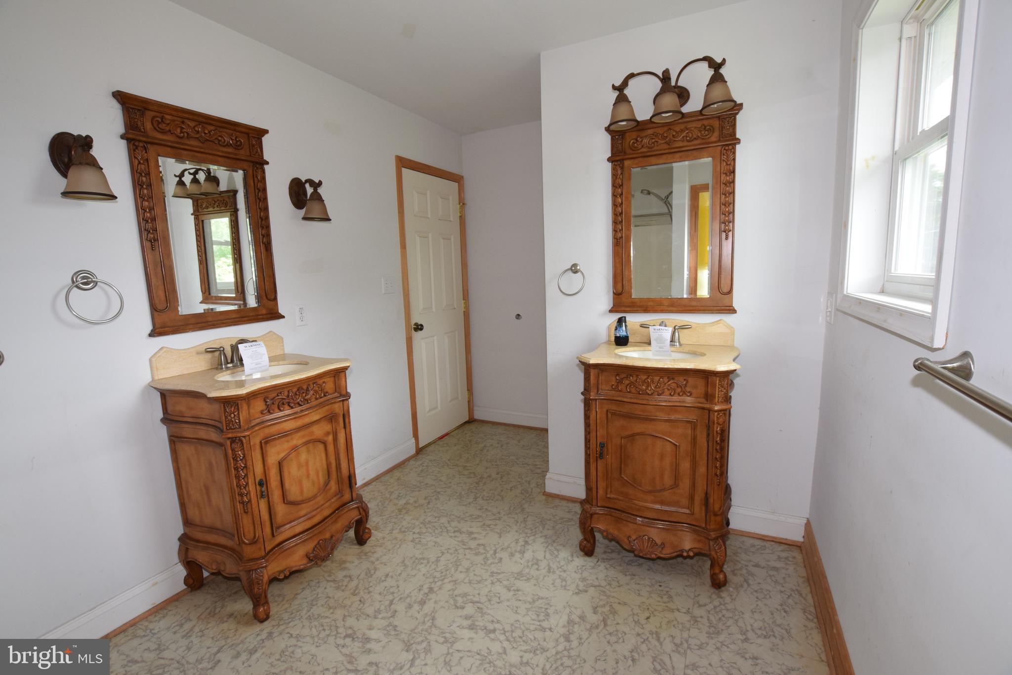 4144 Upper Beckleysville Road Hampstead, MD 21074 - Photo 17 of 29 Second Full Bath