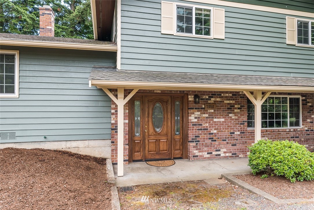7010 Dahlberg Road Ferndale, WA 98248 - Photo 3 of 17 Gallery Image 3
