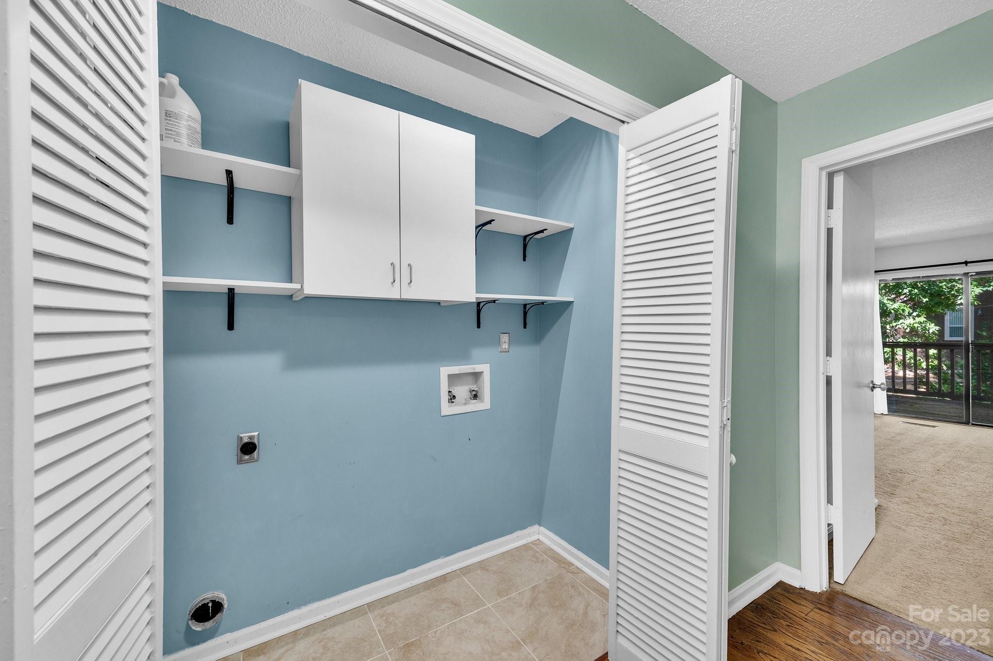 1016 Palmyra Drive Tega Cay, SC 29708 - Photo 23 of 33 a view of a hallway with closet
