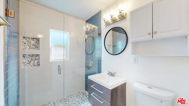 $2,195 | 11284 Montana Avenue, Unit 12, Los Angeles, CA 90049