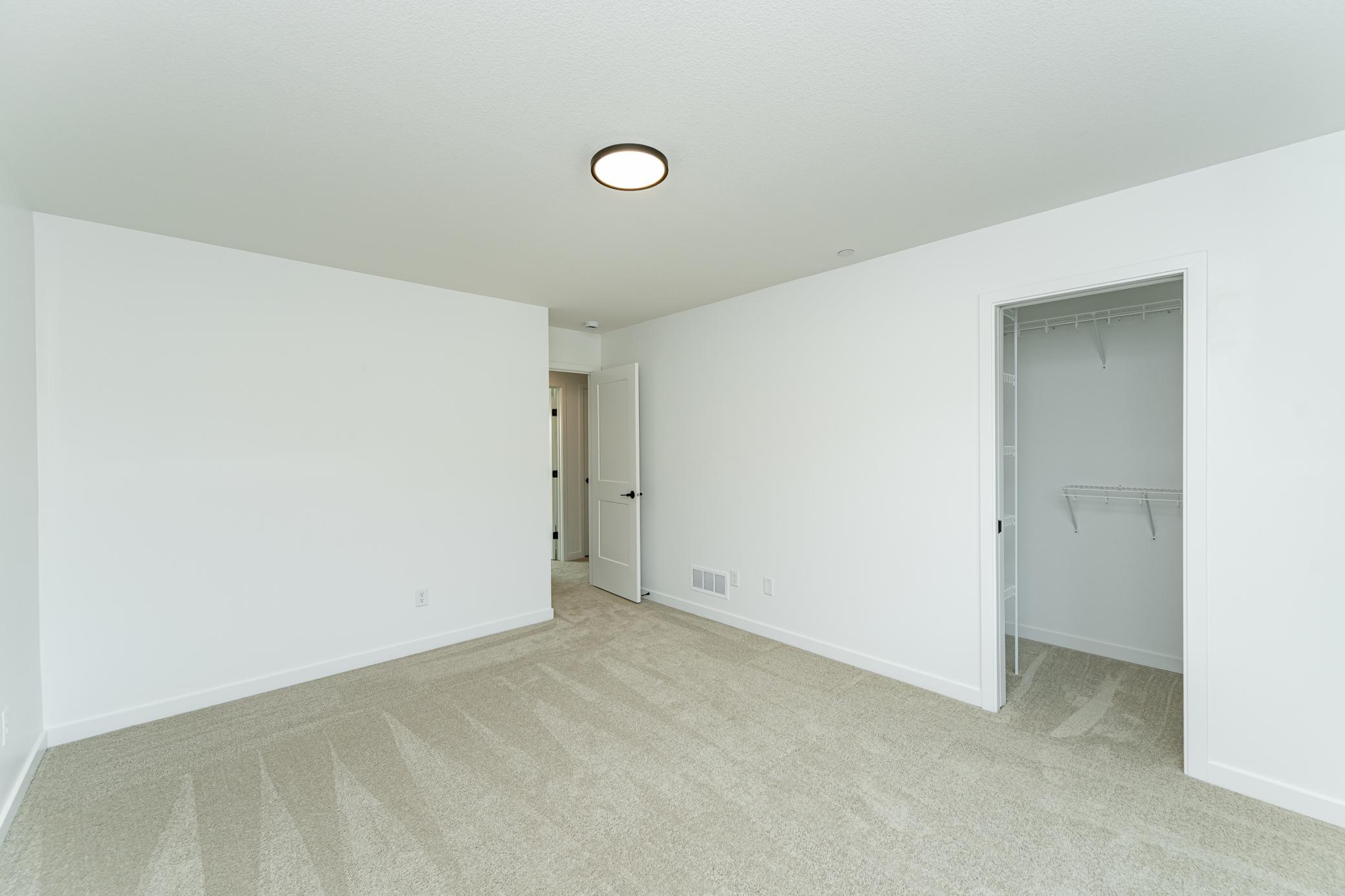 1093 Century Village Lane Northeast Rochester, MN 55906 - Photo 11 of 17