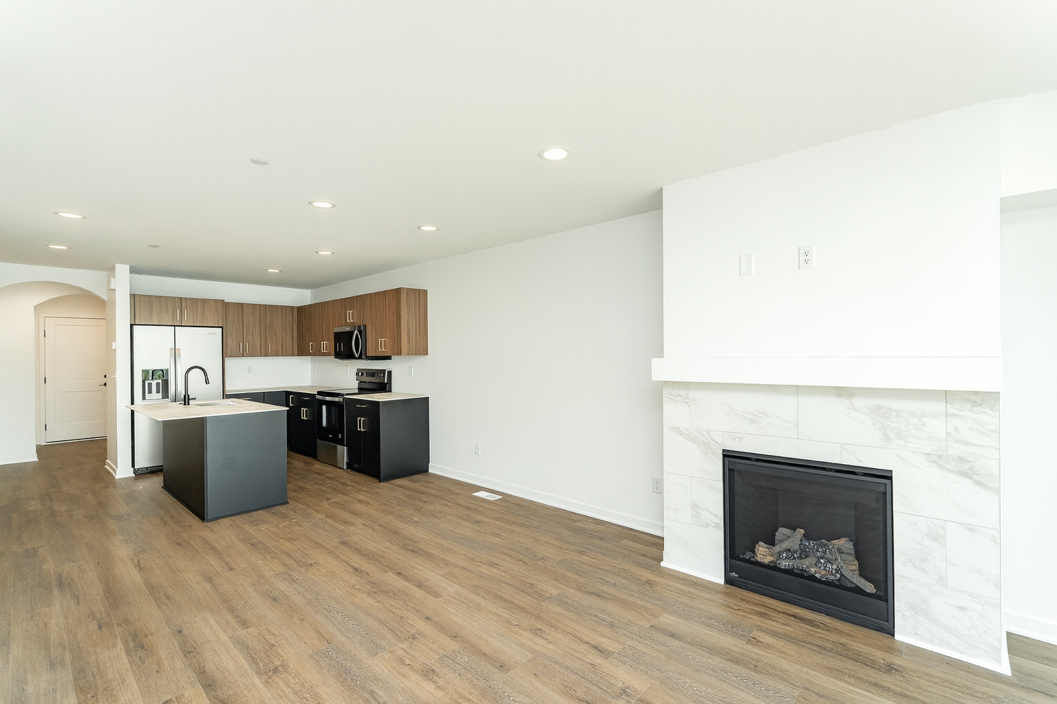 1093 Century Village Lane Northeast Rochester, MN 55906 - Photo 8 of 17