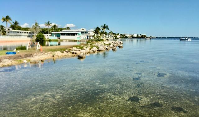 702 North Silver Circle Key Largo, FL 33037 - Photo 34 of 38 a view of a lake with houses