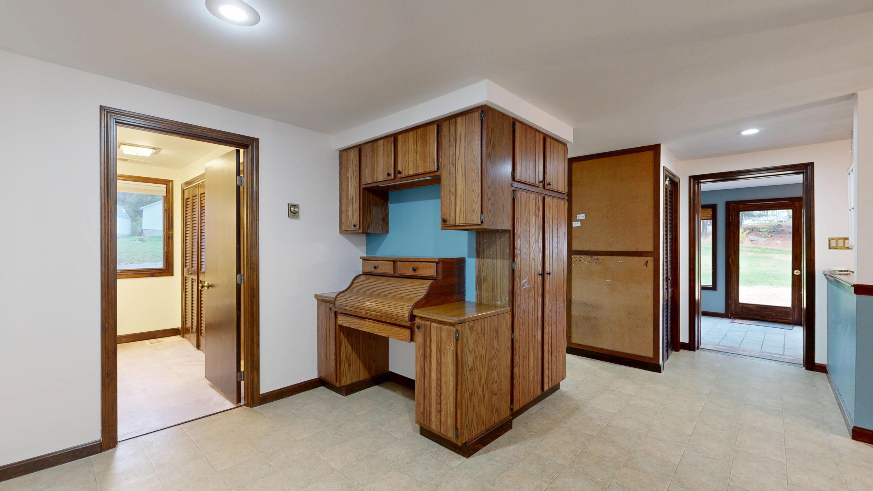 46 Pleasant Hill Road Augusta, ME 04330 - Photo 17 of 66 Office Area