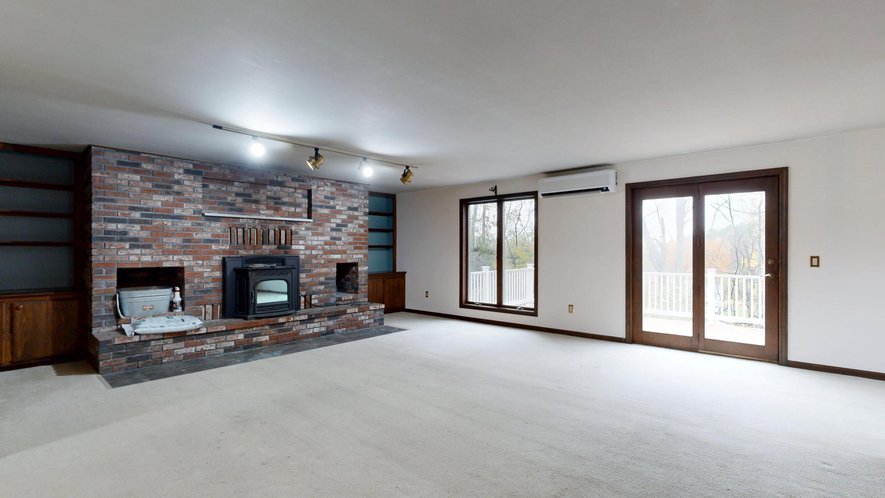 46 Pleasant Hill Road Augusta, ME 04330 - Photo 23 of 66 Living room