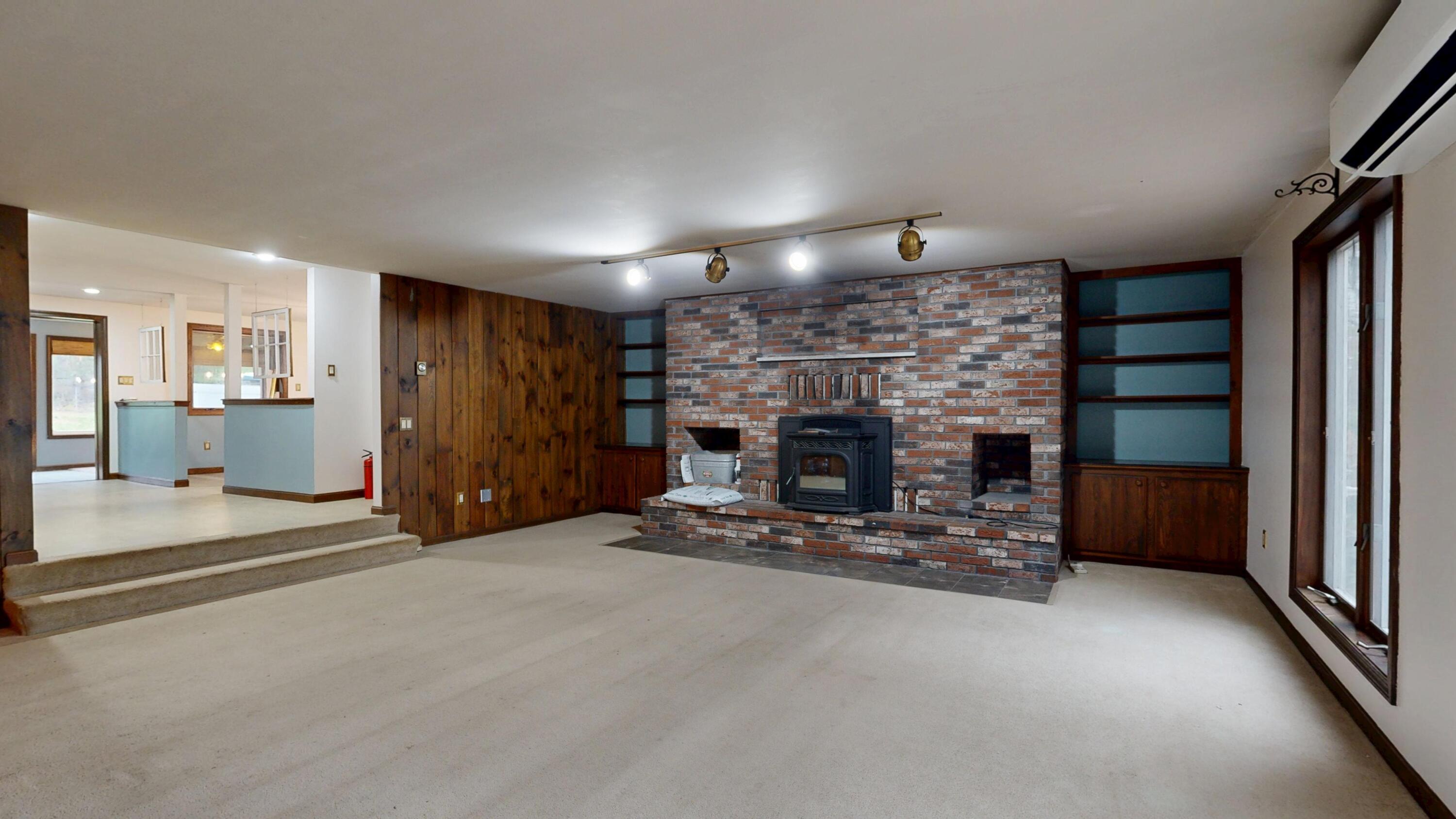 46 Pleasant Hill Road Augusta, ME 04330 - Photo 25 of 66 Living Room