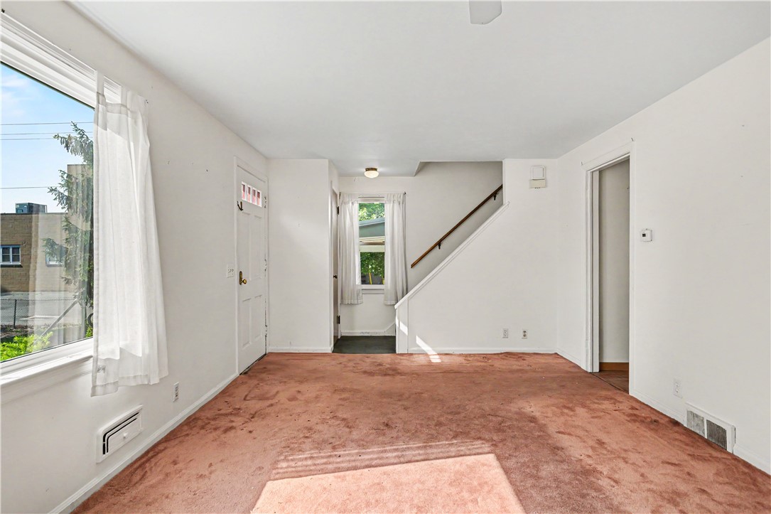 33 Beresford Road Rochester, NY 14610 - Photo 10 of 30