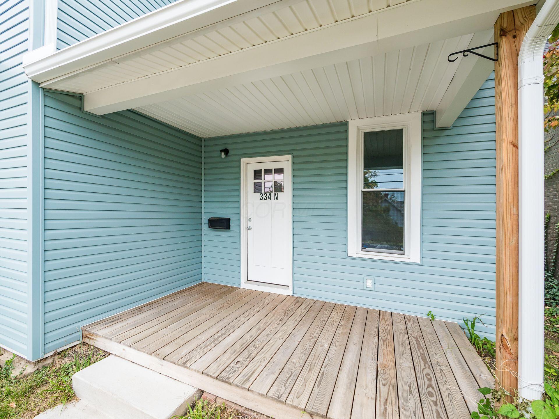 334 North Maple Street Lancaster, OH 43130 - Photo 2 of 25 Inviting front porch