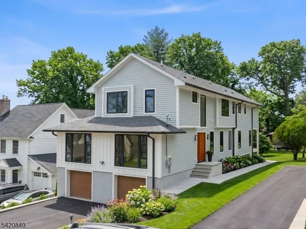 $2,498,000 | 84 Maple Street, Millburn, NJ 07041