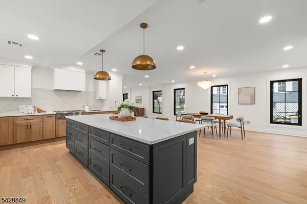 $2,498,000 | 84 Maple Street, Millburn, NJ 07041