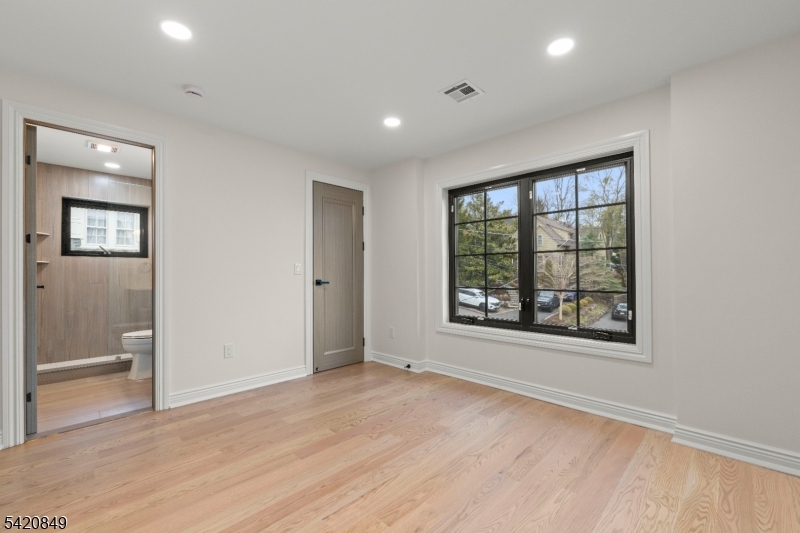 84 Maple Street Millburn, NJ 07041 - Photo 21 of 49