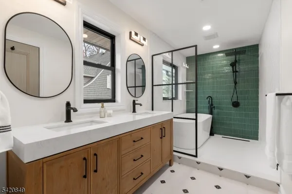 $2,498,000 | 84 Maple Street, Millburn, NJ 07041