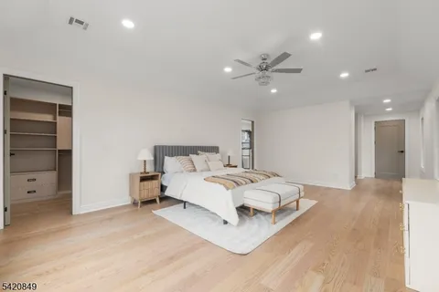 $2,498,000 | 84 Maple Street, Millburn, NJ 07041