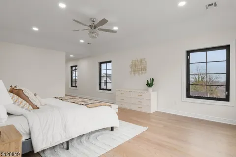 $2,498,000 | 84 Maple Street, Millburn, NJ 07041