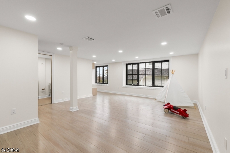 84 Maple Street Millburn, NJ 07041 - Photo 39 of 49