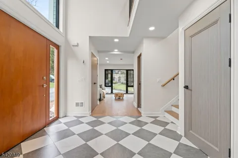 $2,498,000 | 84 Maple Street, Millburn, NJ 07041