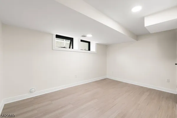 $2,498,000 | 84 Maple Street, Millburn, NJ 07041