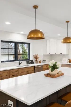 $2,498,000 | 84 Maple Street, Millburn, NJ 07041