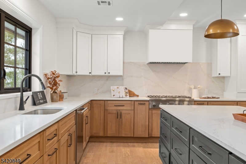 84 Maple Street Millburn, NJ 07041 - Photo 9 of 49