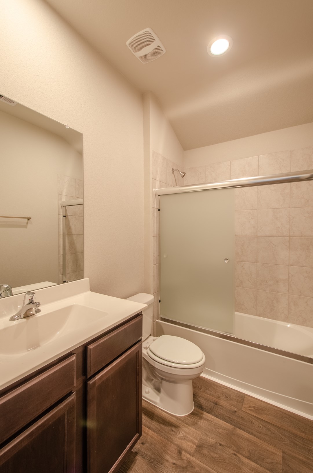 13966 Fort Ward Way Conroe, TX 77384 - Photo 9 of 33