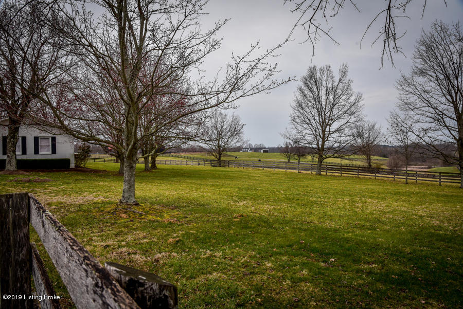 4262 Todds Point Road Simpsonville, KY 40067 - Photo 62 of 82 DSC_1383