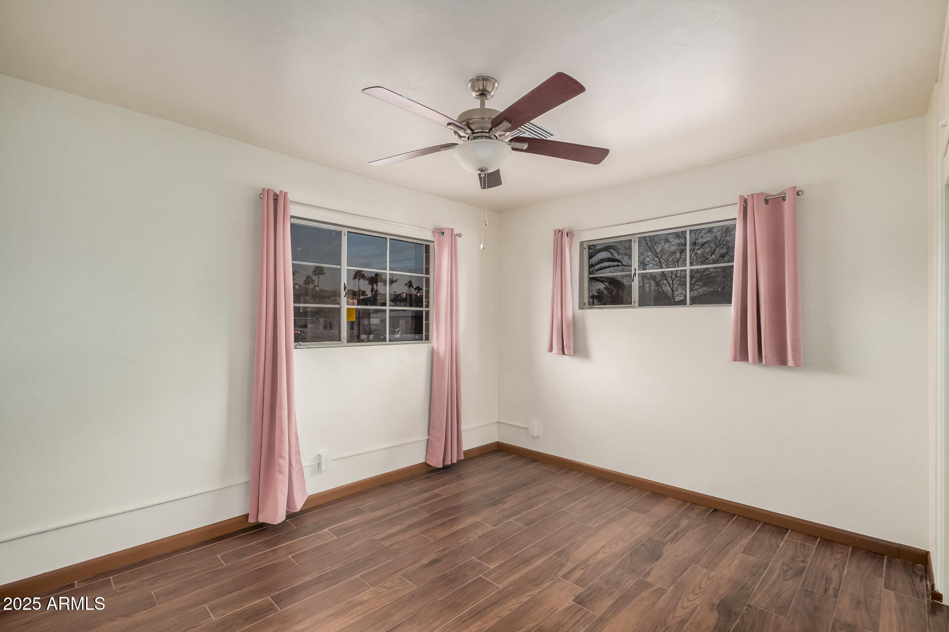 4502 North 2nd Drive Phoenix, AZ 85012 - Photo 12 of 16 2nd Drive