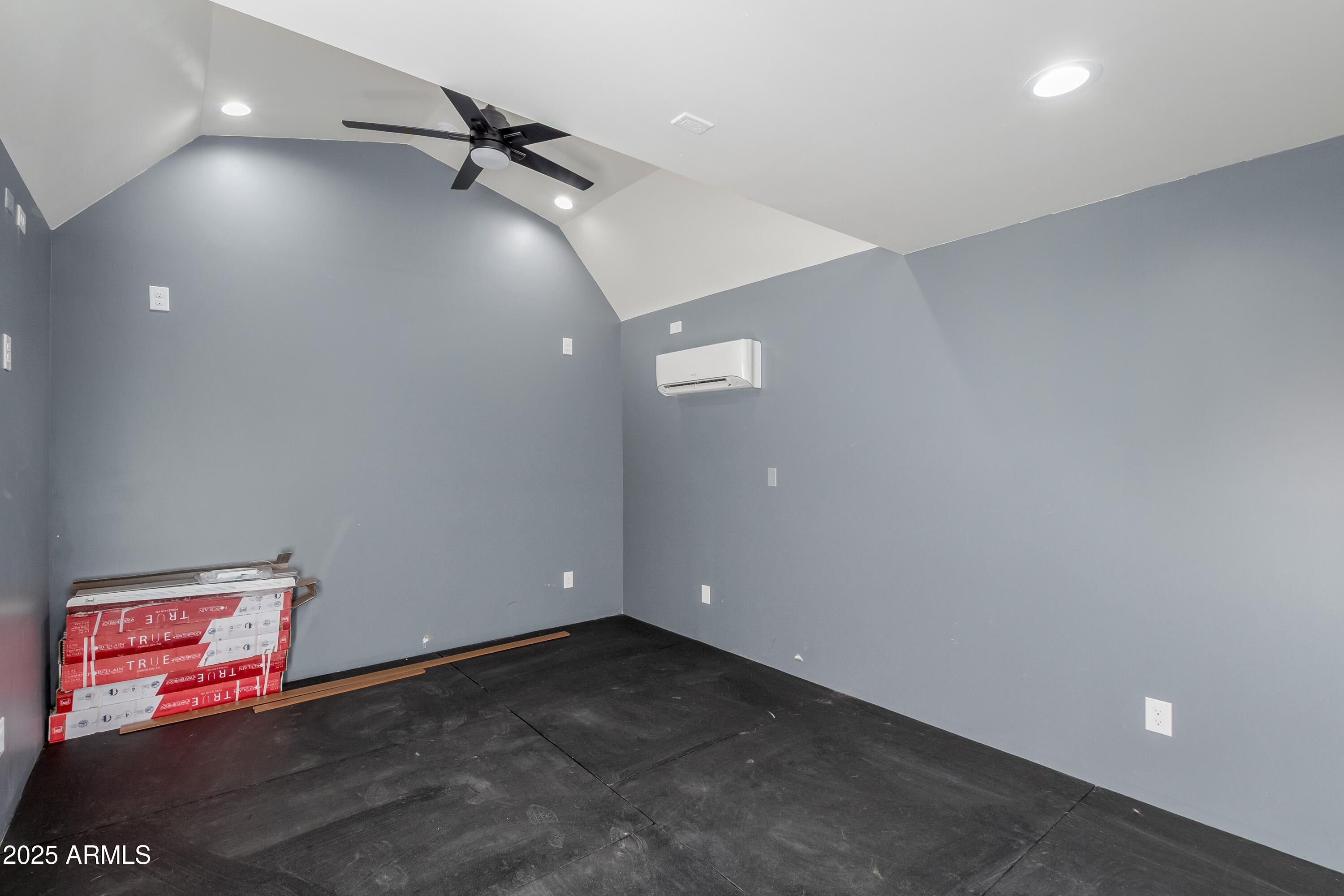 4502 North 2nd Drive Phoenix, AZ 85012 - Photo 15 of 16 Backyard Shed