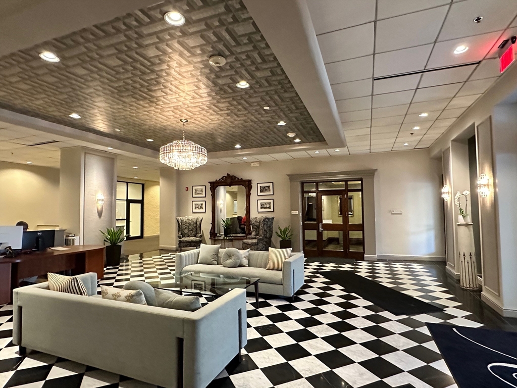 160 Commonwealth Avenue, Unit 704 Boston, MA 02116 - Photo 20 of 20