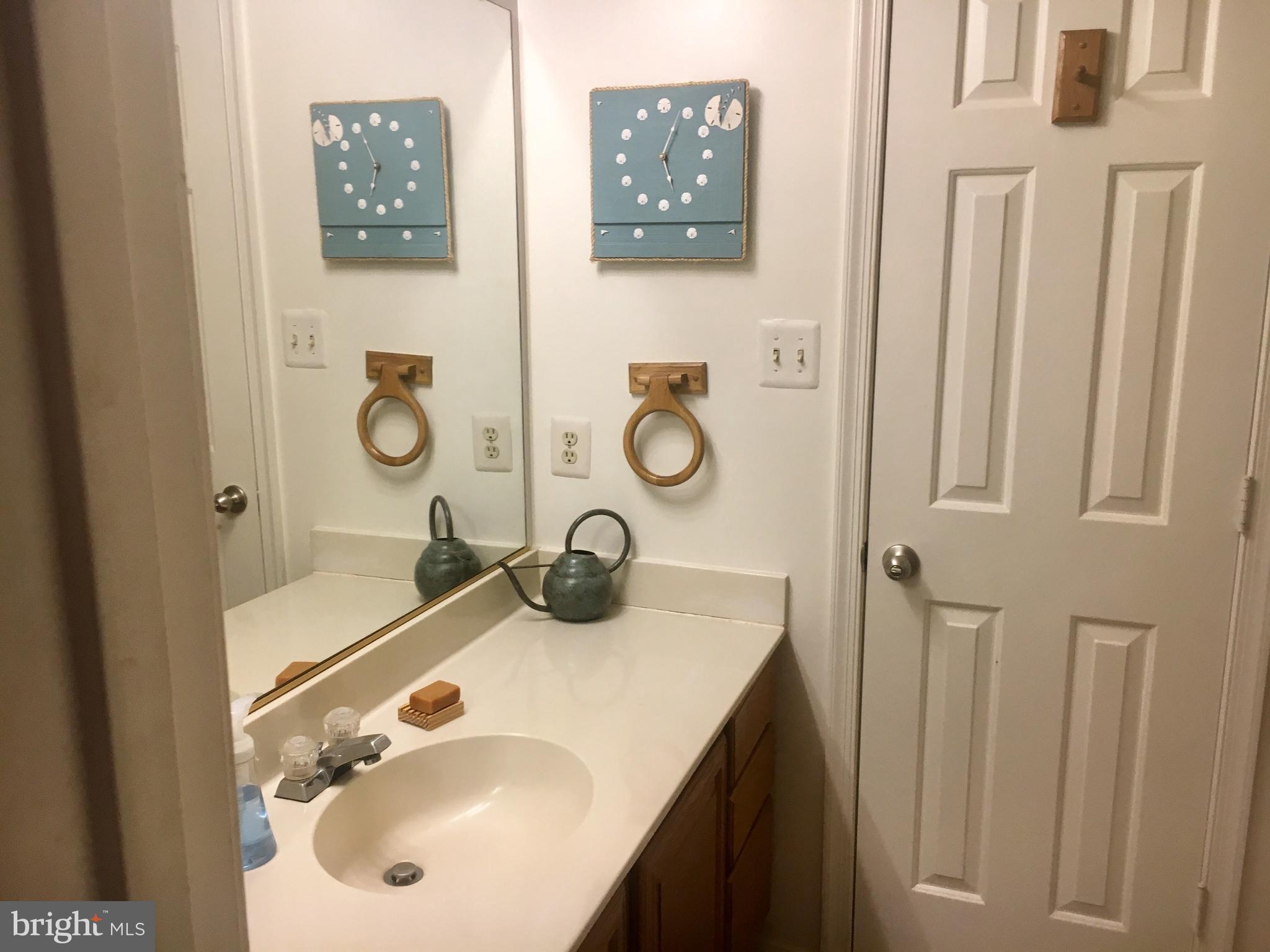 2220 Springwood Drive, Unit 111B L Reston, VA 20191 - Photo 24 of 28 Gallery Image 24